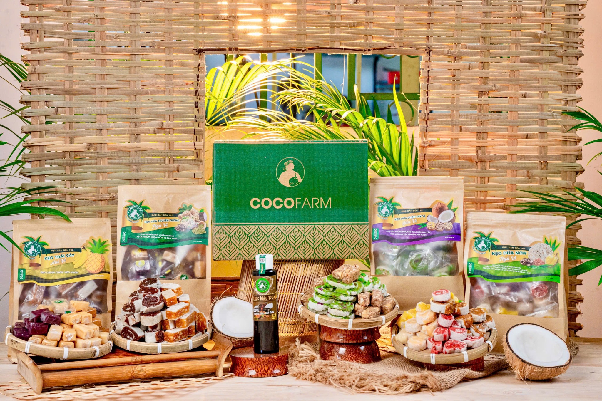 Coco Farm Combo Thùng Đặc Sản Xứ Dừa Nhỏ 4 Bịch 16 Vị GiÁ 320k