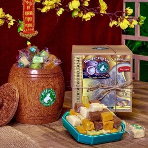 Coco Farm Hộp Kẹo Dừa Sáp Ngũ Vị 1kg Giá 390k